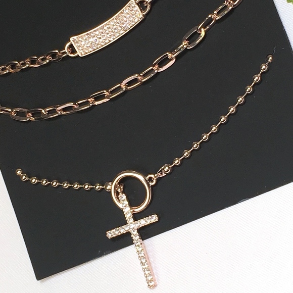 3/$30! GUESS Layered Necklace Cross Rose Gold - Picture 5 of 8